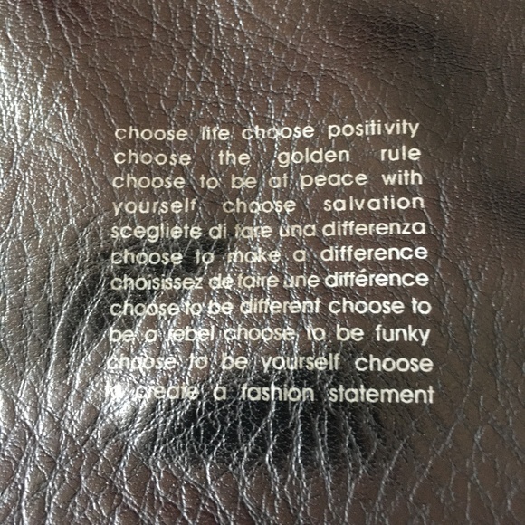 Matt & Nat - Picture 2 of 16